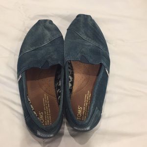 Toms Classics stone wash cord shoes women’s 8